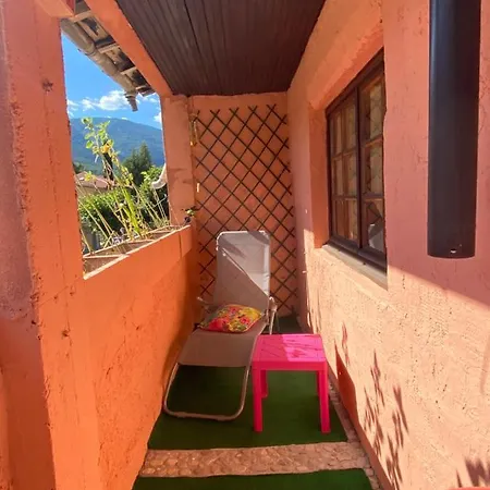 بيت ضيافة La Cigale Annot