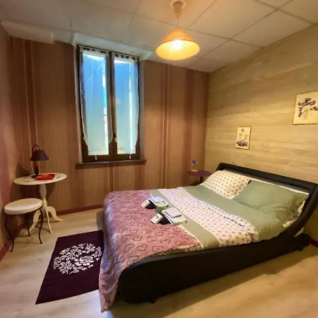 La Cigale بيت ضيافة Annot